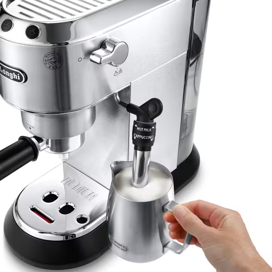 Buse vapeur de la De’Longhi Dedica Style EC685.M